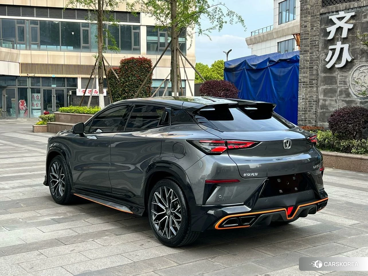 Chang'an UNI-T 2021 Темно-серый из Китая