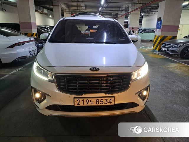 Kia The New Carnival 2019 Белый из Кореи