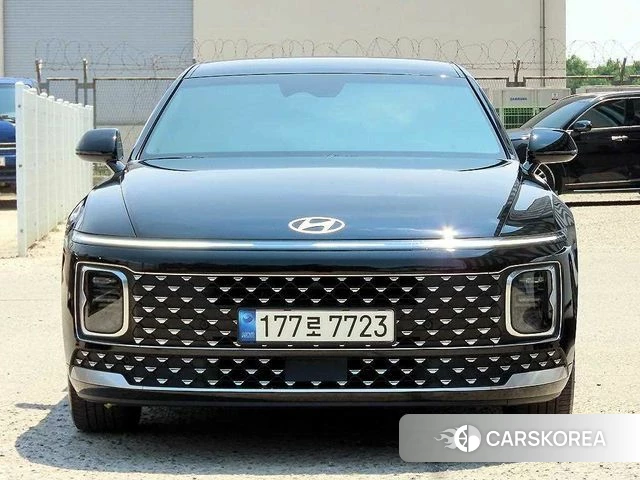Hyundai Grandeur (GN7) 2023 Черный из Кореи