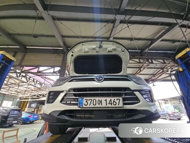 Ssangyong Beautiful Korando 2021 Белый из Кореи