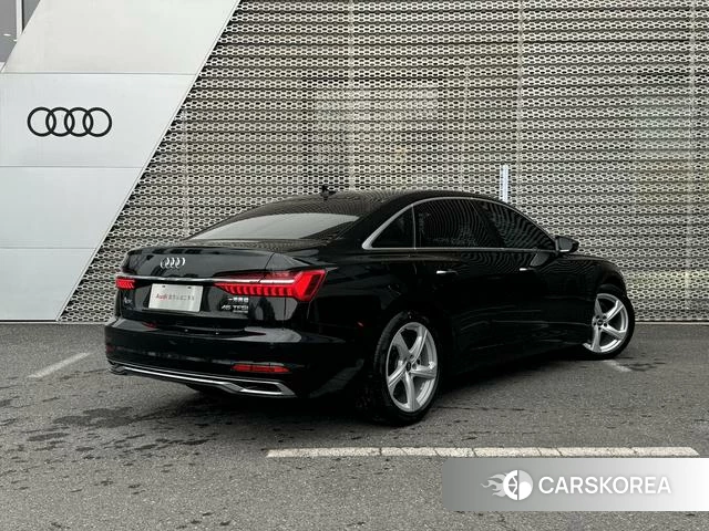 Audi A6L 2023 Черный из Китая