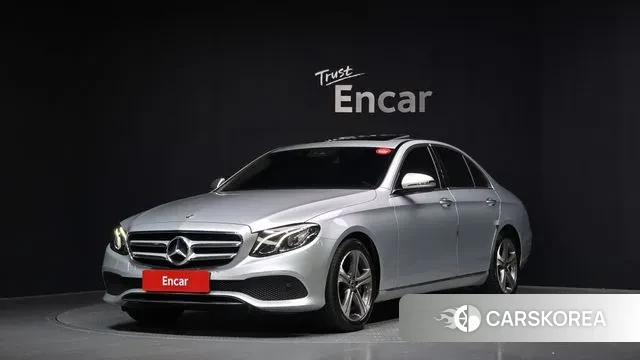 Mercedes-Benz E-Class W213 2019 Серебряный из Кореи