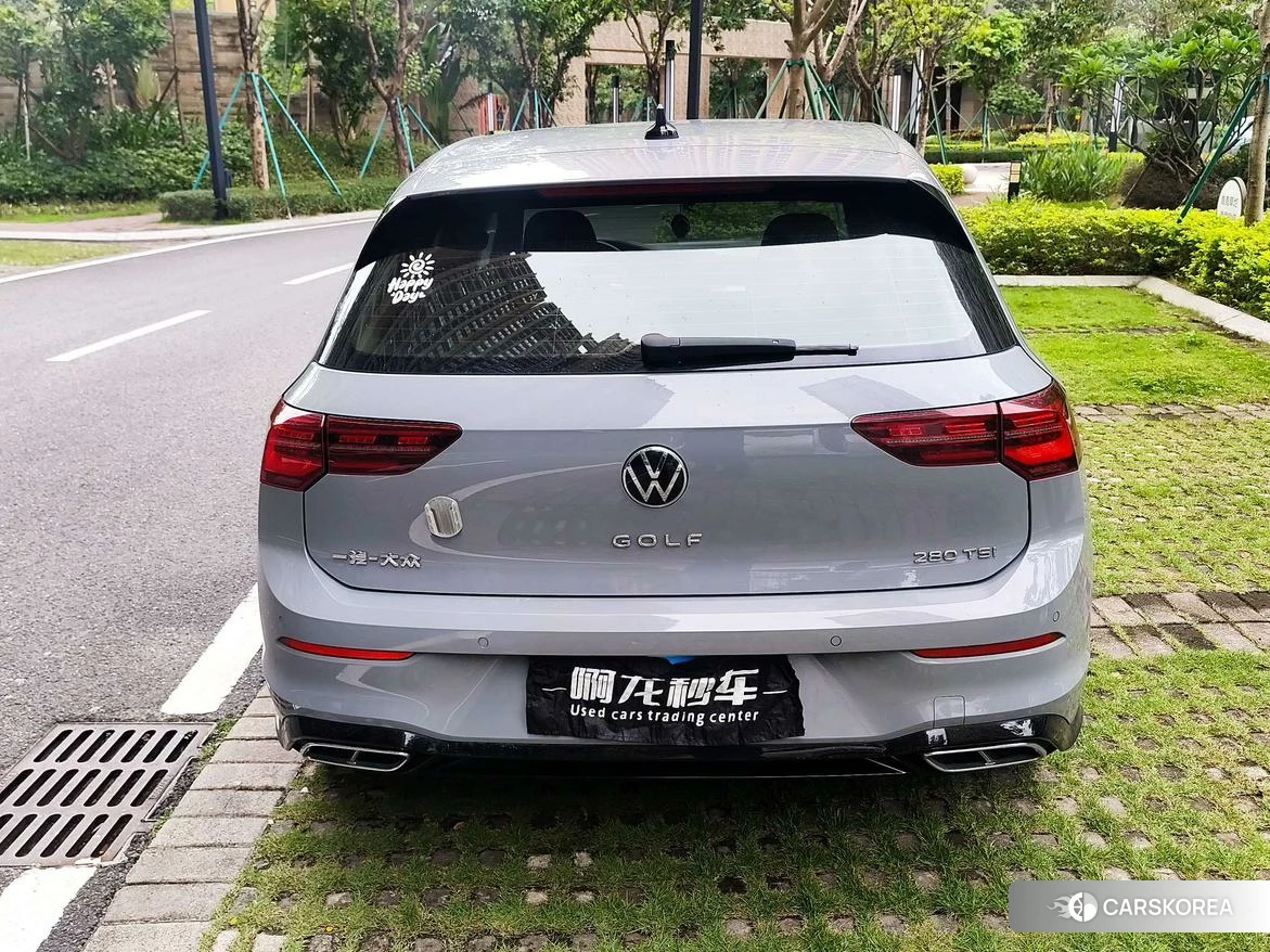 Volkswagen Golf 2020 Серебристо-серый из Китая