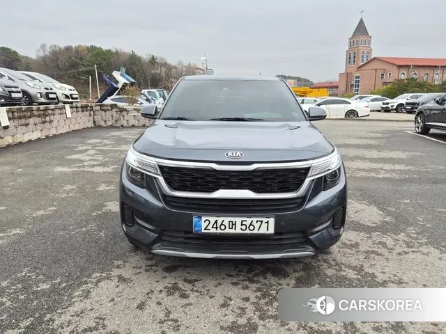 Kia Seltos 2021 Серый из Кореи