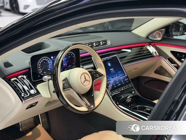 Mercedes-Benz Maybach S-class 2022 Черный из Китая