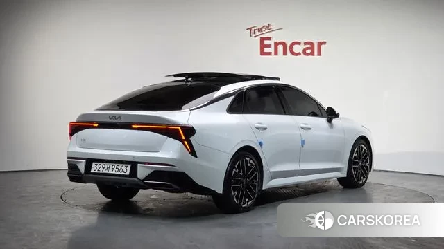 Kia The New K5 3rd generation 2024 Белый из Кореи