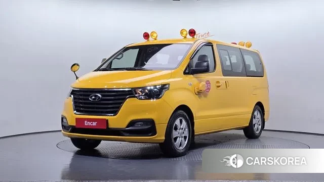 Hyundai The New Grand Starex 2021 Желтый из Кореи