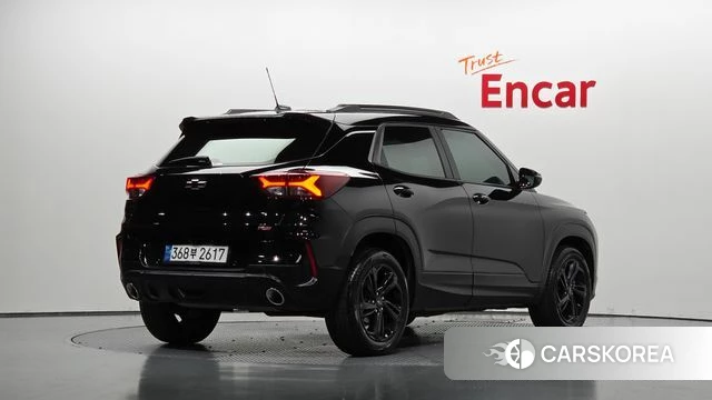 Chevrolet (GM Daewoo) Trailblazer 2022 Черный из Кореи