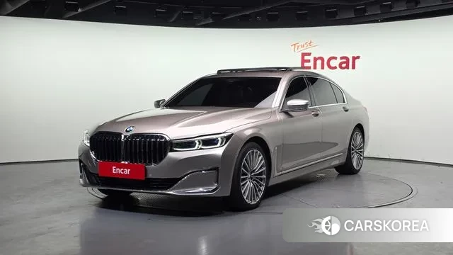 BMW 7 Series (G11) 2020 Серебристо-серый из Кореи
