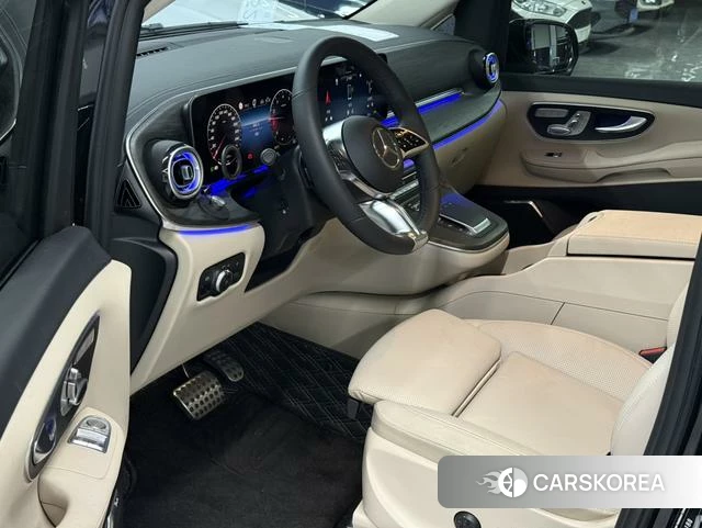 Mercedes-Benz V-class 2026 Черный из Китая