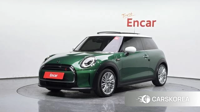 Mini Cooper 2023 Зеленый из Кореи