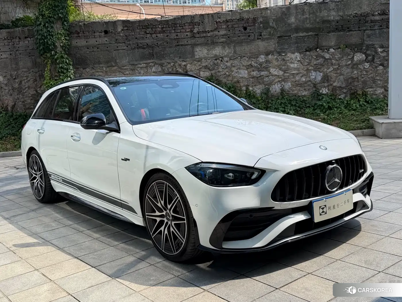 Mercedes-Benz AMG C-Class 2025 Белый из Китая