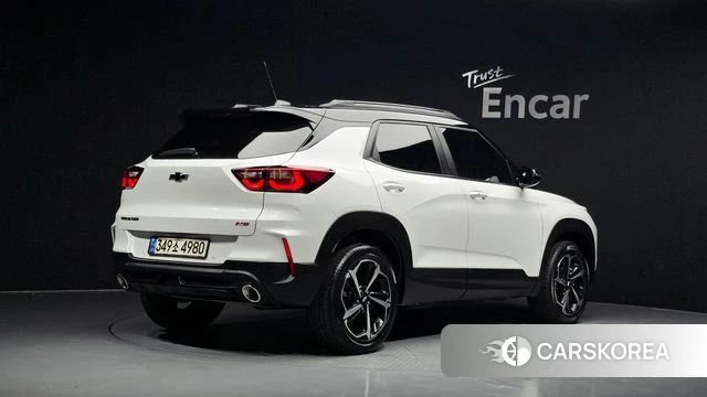 Chevrolet (GM Daewoo) The New Trail Blazer 2023 Белый из Кореи