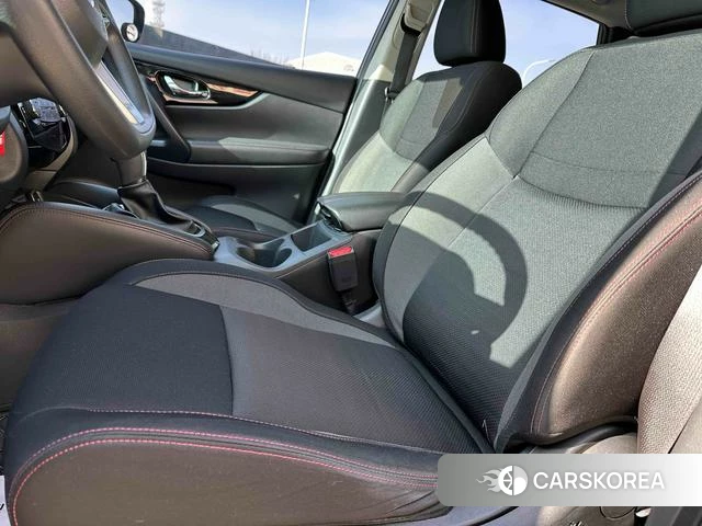 Nissan Qashqai 2021 Коричневый из Китая
