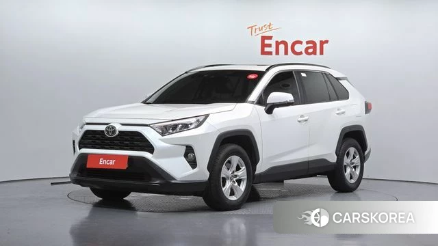 Toyota RAV4 5th Generation 2019 Белый из Кореи