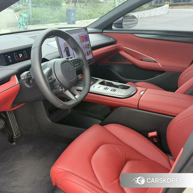 Xiaomi Car Xiaomi SU7 2025 Серебристо-серый из Китая