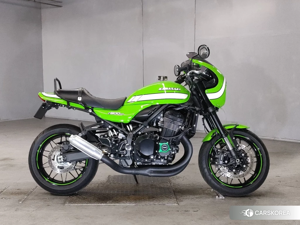 Проданный Kawasaki Z900RS CAFE 2018 из Японии