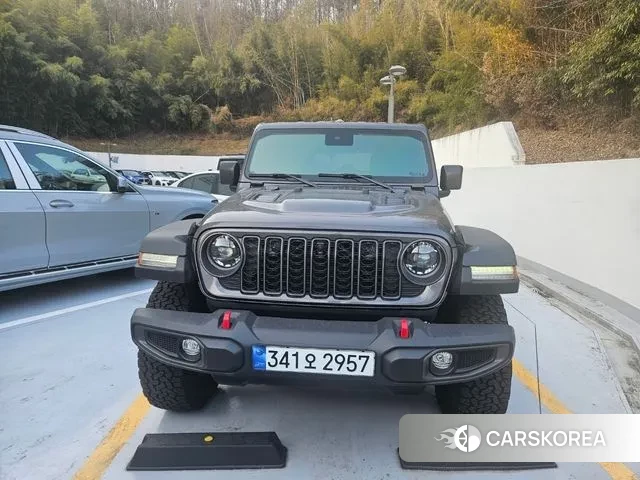 Jeep Wrangler (JL) 2024 Серый из Кореи