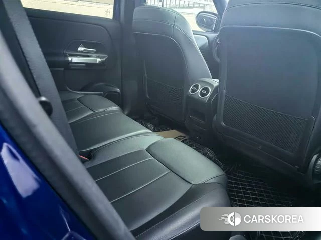 Mercedes-Benz GLB 2021 Синий из Китая