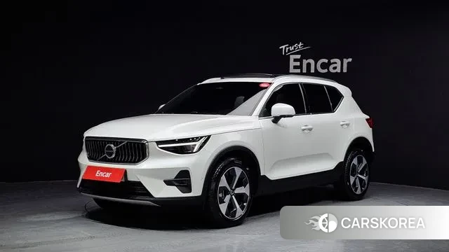 Volvo XC40 2025 Белый из Кореи