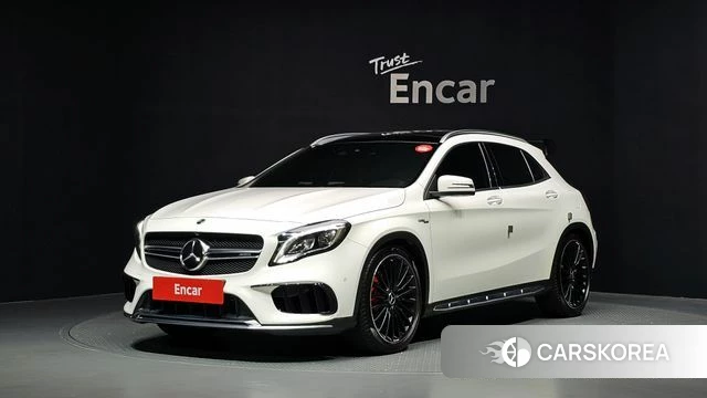Mercedes-Benz GLA-Class X156 2019 Белый из Кореи
