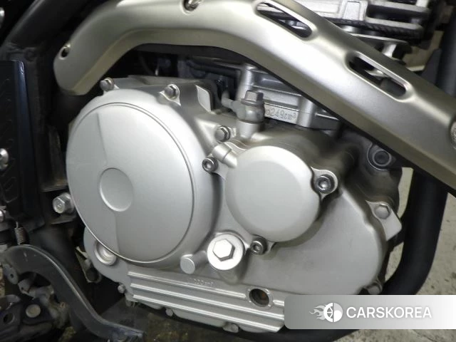 Engine photo