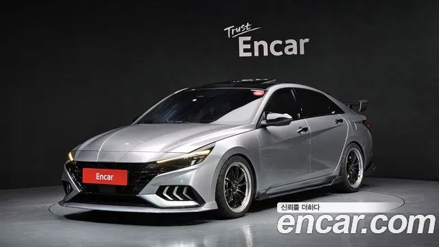 Hyundai Avante (CN7) 2023 Серебристо-серый из Кореи