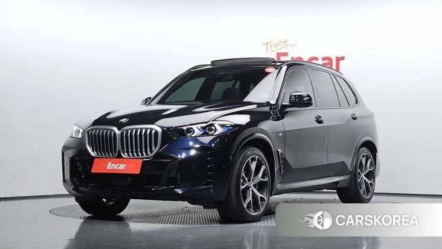 BMW X5 (G05) 2023 Черный из Кореи