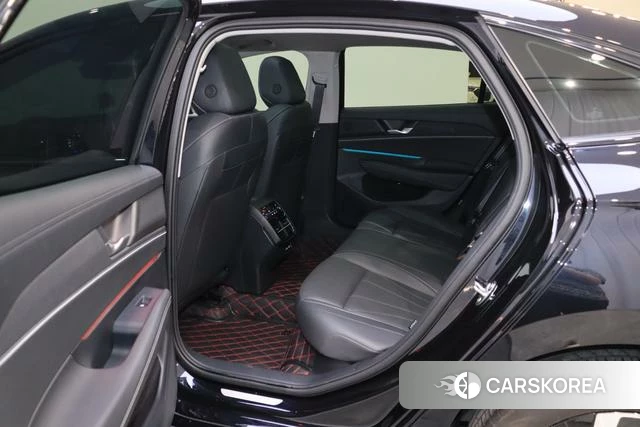 Volkswagen Passat 2024 Черный из Китая
