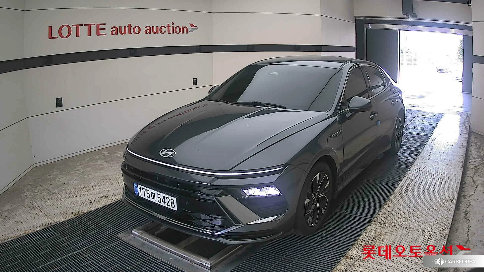 Hyundai Sonata 2024 Nocturne Grey Metallic из Кореи