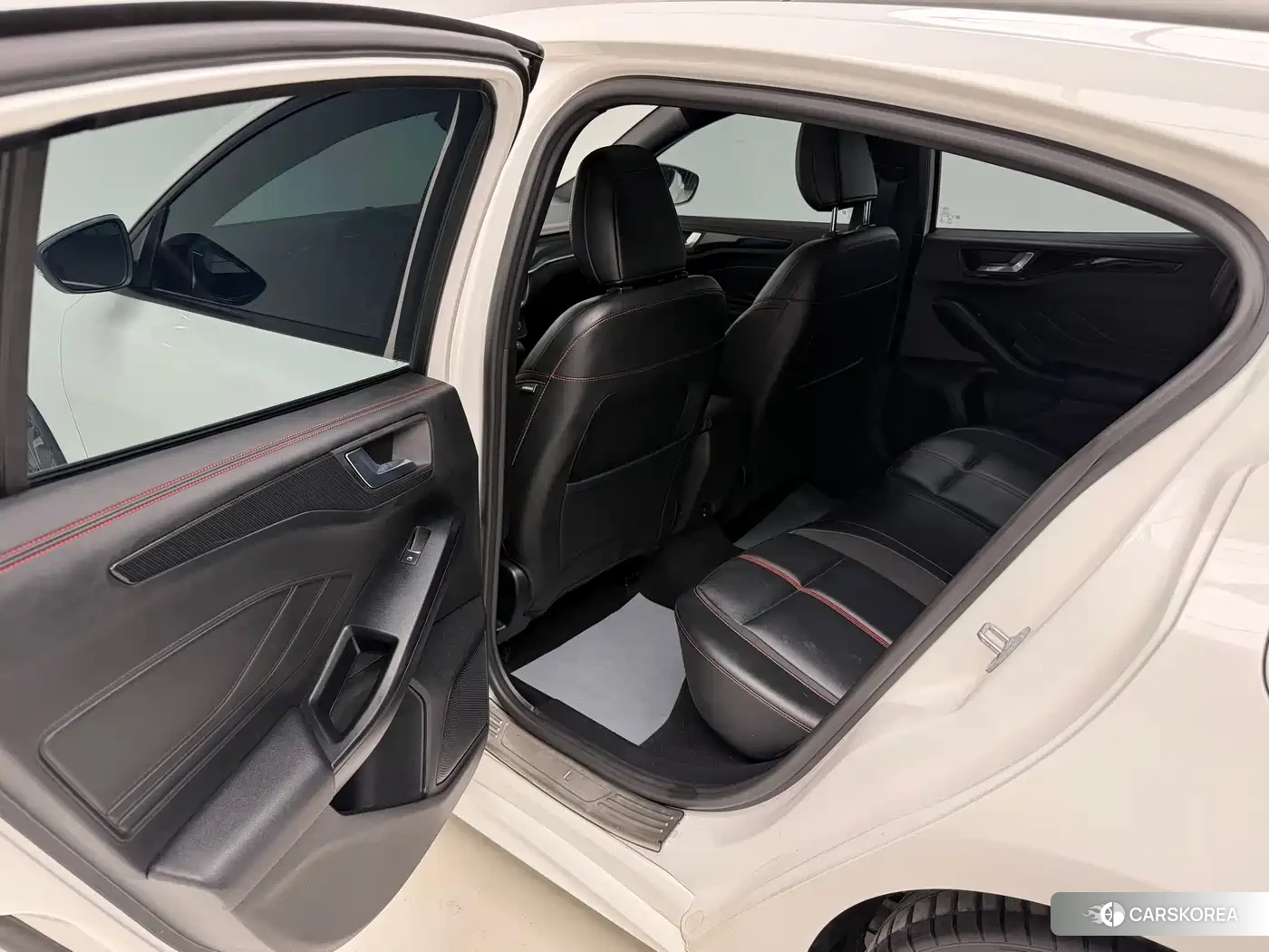 Ford Fox 2023 Белый из Китая
