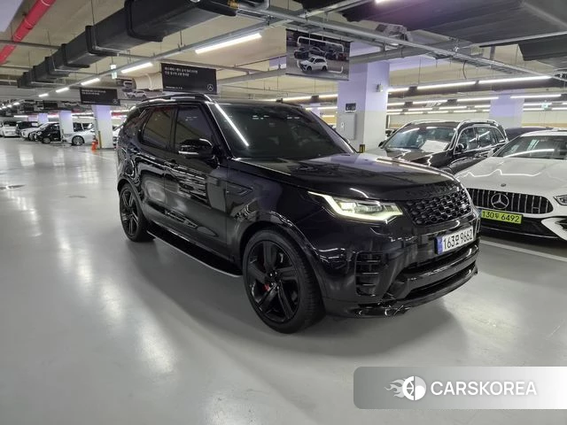 Land Rover Discovery 5 2025 Черный из Кореи