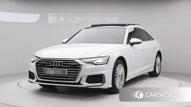 Audi A6 (C8) 2021 Белый из Кореи