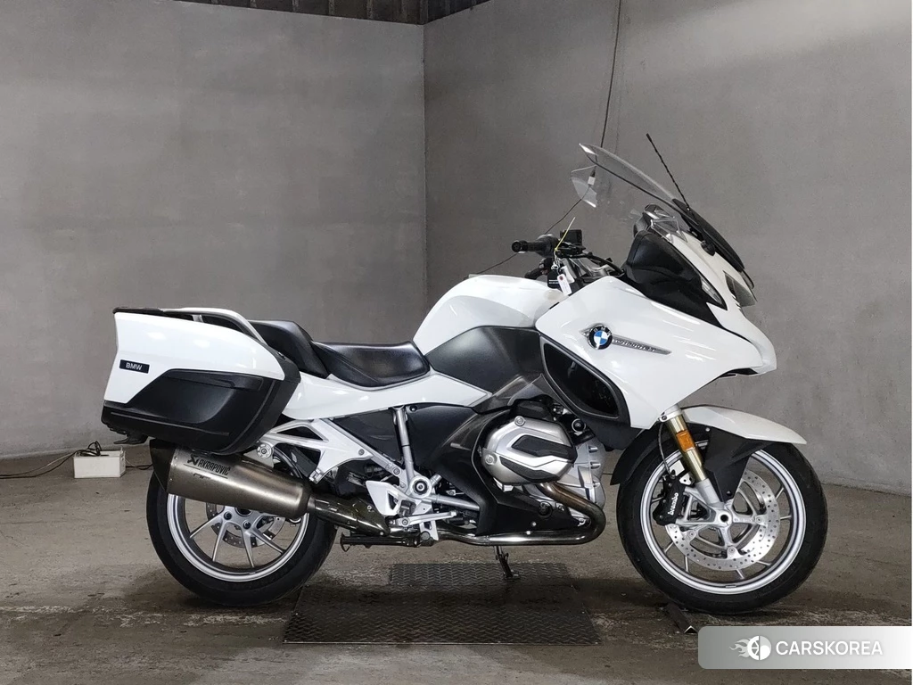 Проданный BMW R1200RT 2018 из Японии