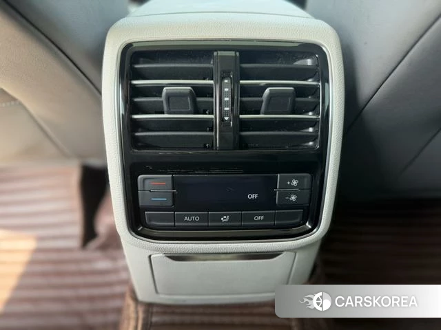 Volkswagen CC 2020 Черный из Китая