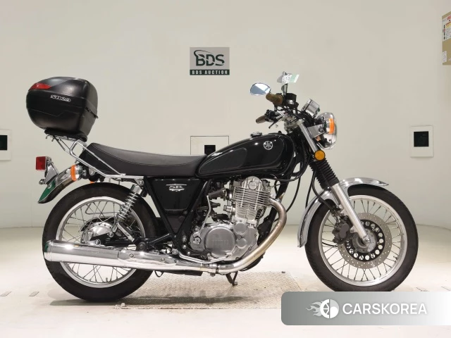 Проданный Yamaha SR 400 2016 из Японии, фото 3
