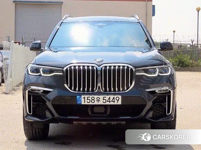 BMW X7 (G07) 2022 Серый из Кореи