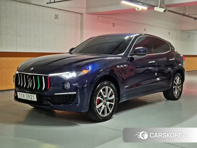 Maserati Levante 2019 Синий из Кореи