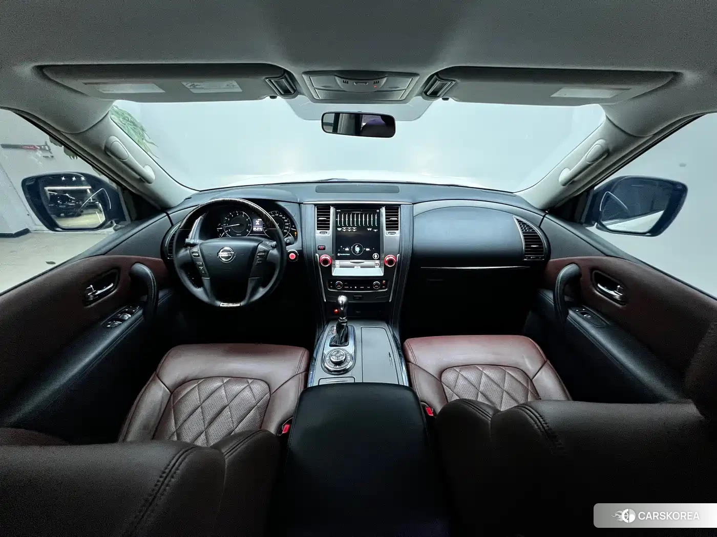Nissan Toure 2018 Белый из Китая