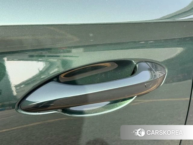 MG MG7 2024 Зеленый из Китая