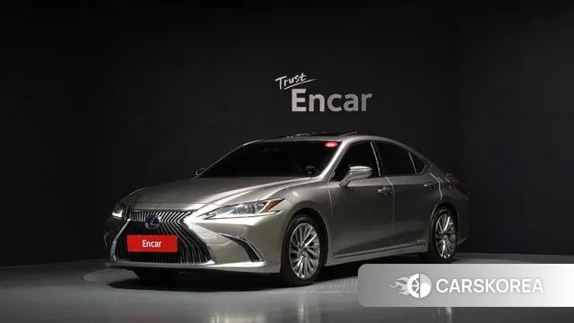 Lexus ES300h 7th generation 2018 Песочный из Кореи