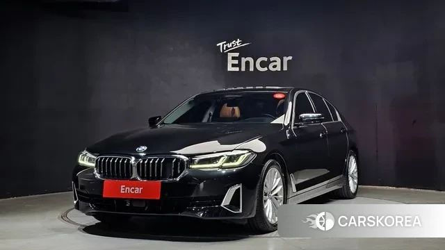 BMW 5 Series (G30) 2022 Черный из Кореи