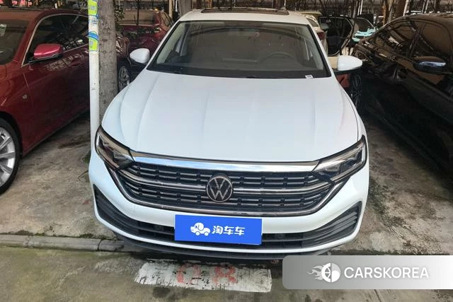 Volkswagen Sagitar 2025 Белый из Китая