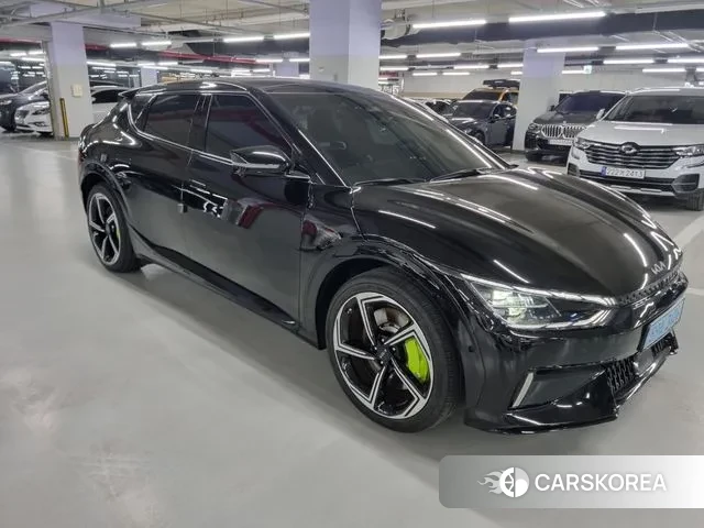 Kia EV6 2022 Черный из Кореи