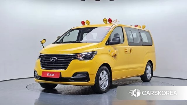 Hyundai The New Grand Starex 2021 Желтый из Кореи