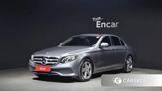 Mercedes-Benz E-Class W213 2019 Серый из Кореи