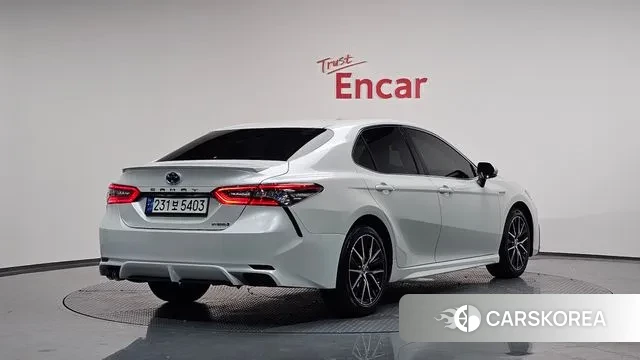 Toyota Camry (XV70) 2023 Белый из Кореи