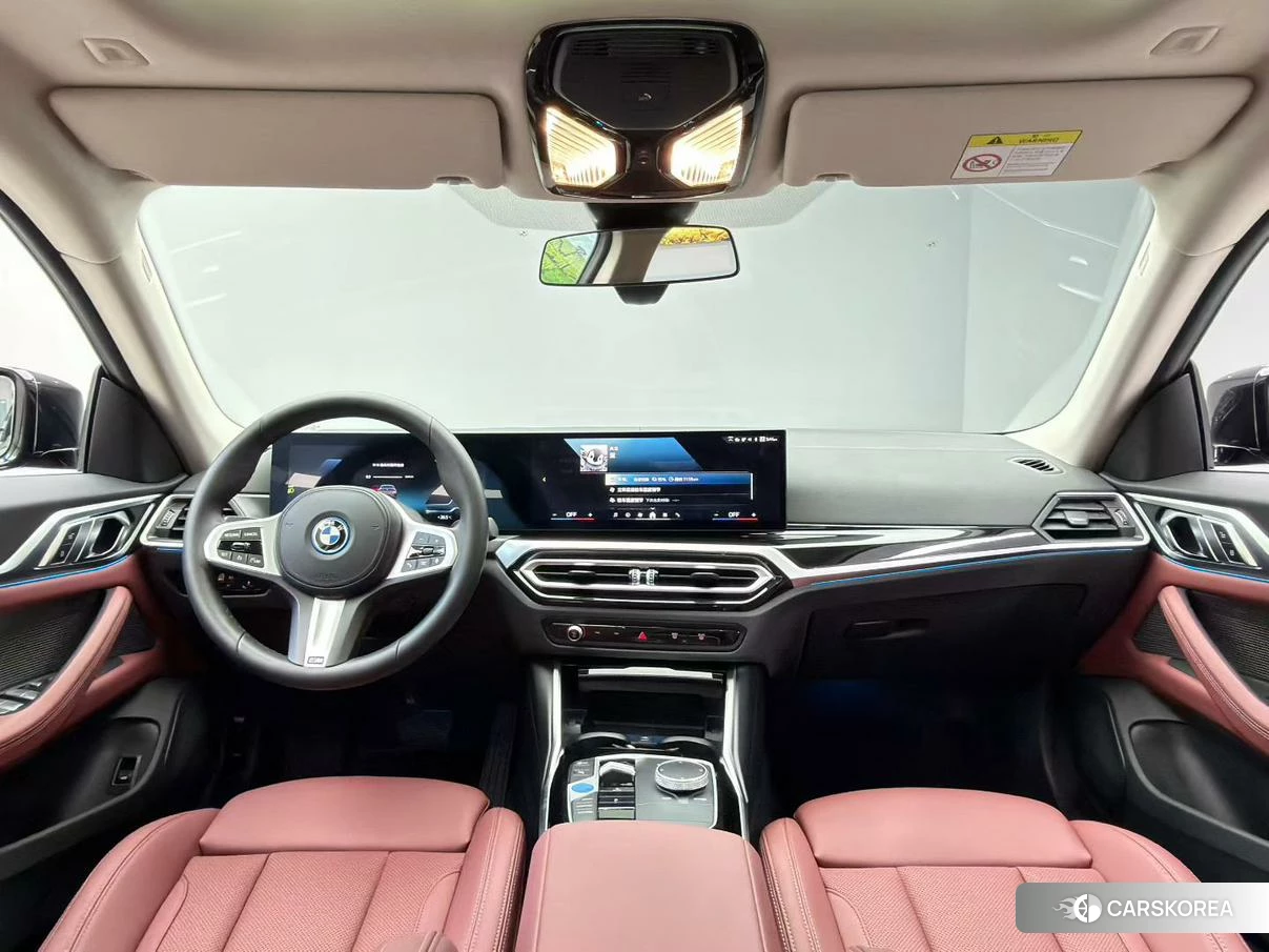 BMW i4 2023 Зеленый из Китая