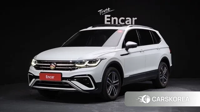 Volkswagen Tiguan Allspace 2023 Белый из Кореи