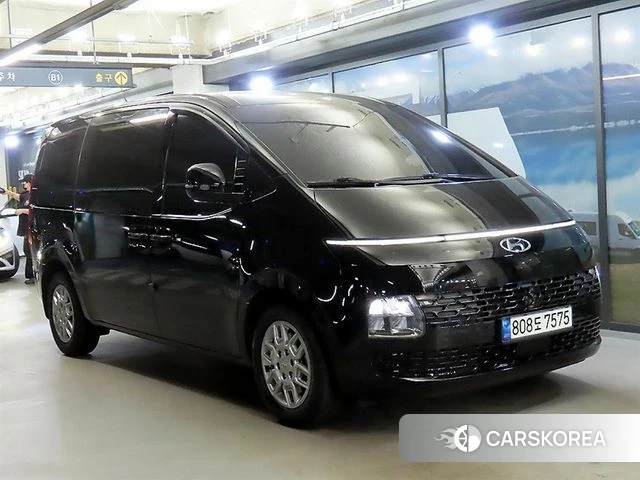 Hyundai Staria 2022 Черный из Кореи